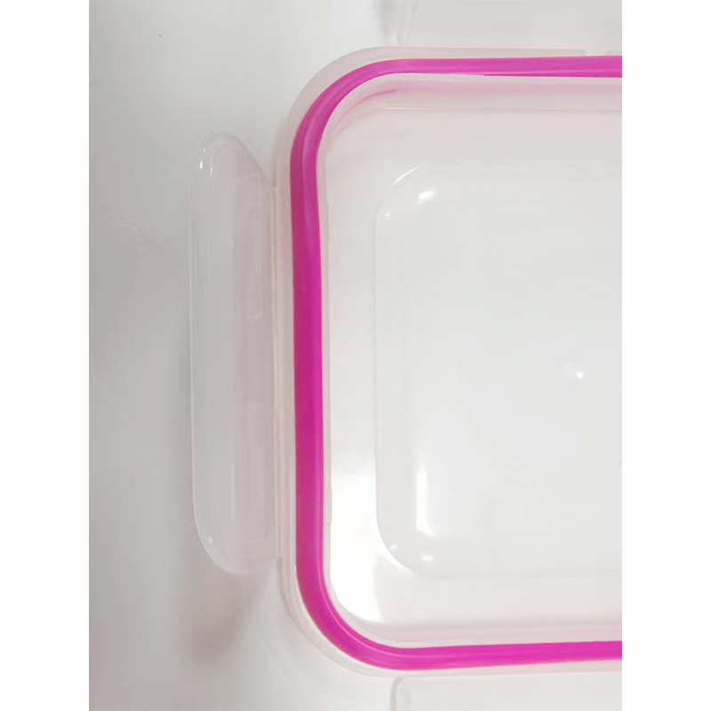 What positive impact does the stackable design of the glass food storage box have on saving refrigerator space?